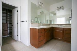 736 Mercury Avenue Lompoc CA 93436 Master Bathroom