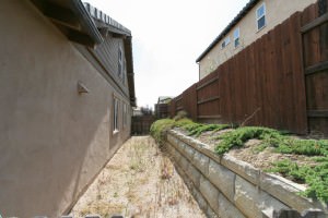 736 Mercury Avenue Lompoc CA 93436 North Side yard